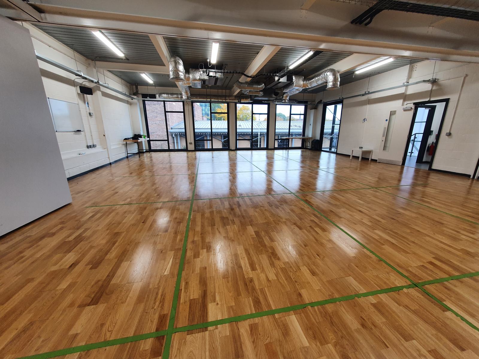 Hizashikan - floor clean and disinfected